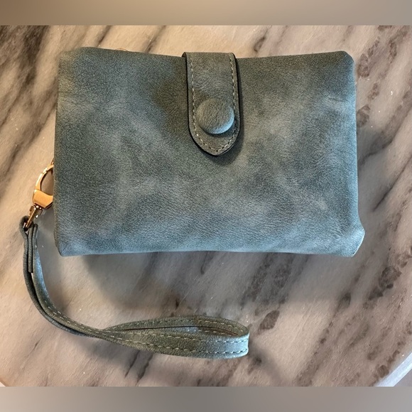 LBB Mini Suede Wristlet Light Blue Credit Card Holder Coin & Bill Holder - Picture 4 of 11